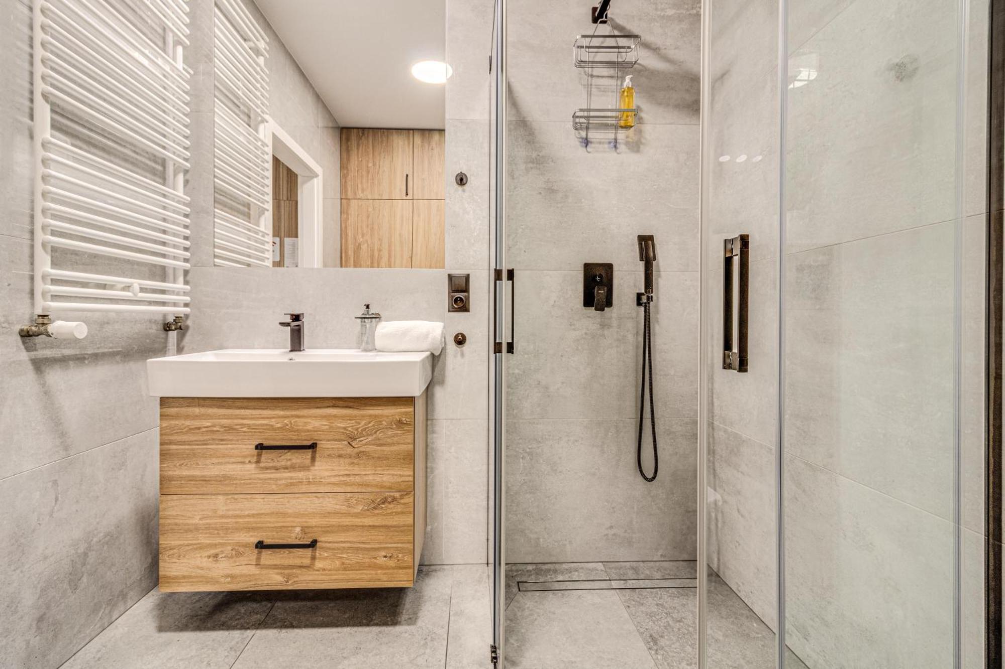 Rentplanet - Apartament Wyszynskiego Wroclaw Ngoại thất bức ảnh