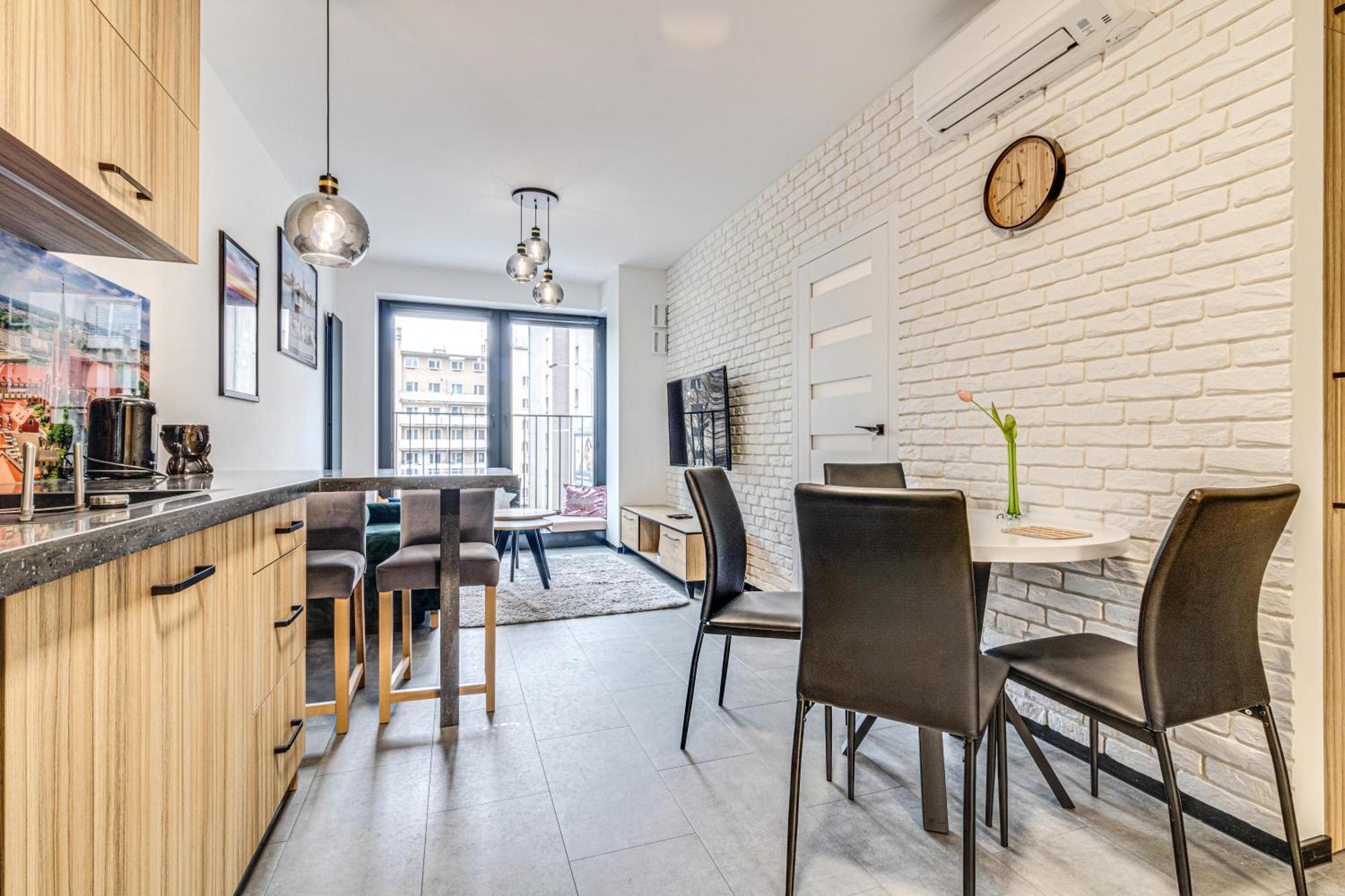 Rentplanet - Apartament Wyszynskiego Wroclaw Ngoại thất bức ảnh